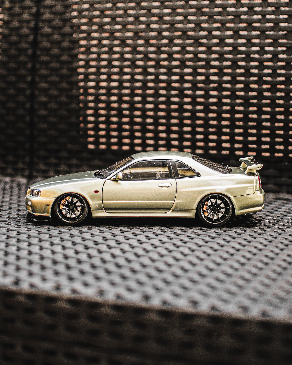1:18 Nissan Skyline GT-R R34 JDM 18" 1999